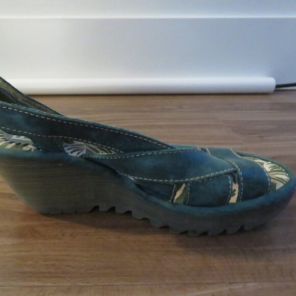 FLY LONDON Leather Yisa Wedge Sandals in Forest Green Sz US 6-6.5 / EU 38 - Picture 12 of 13